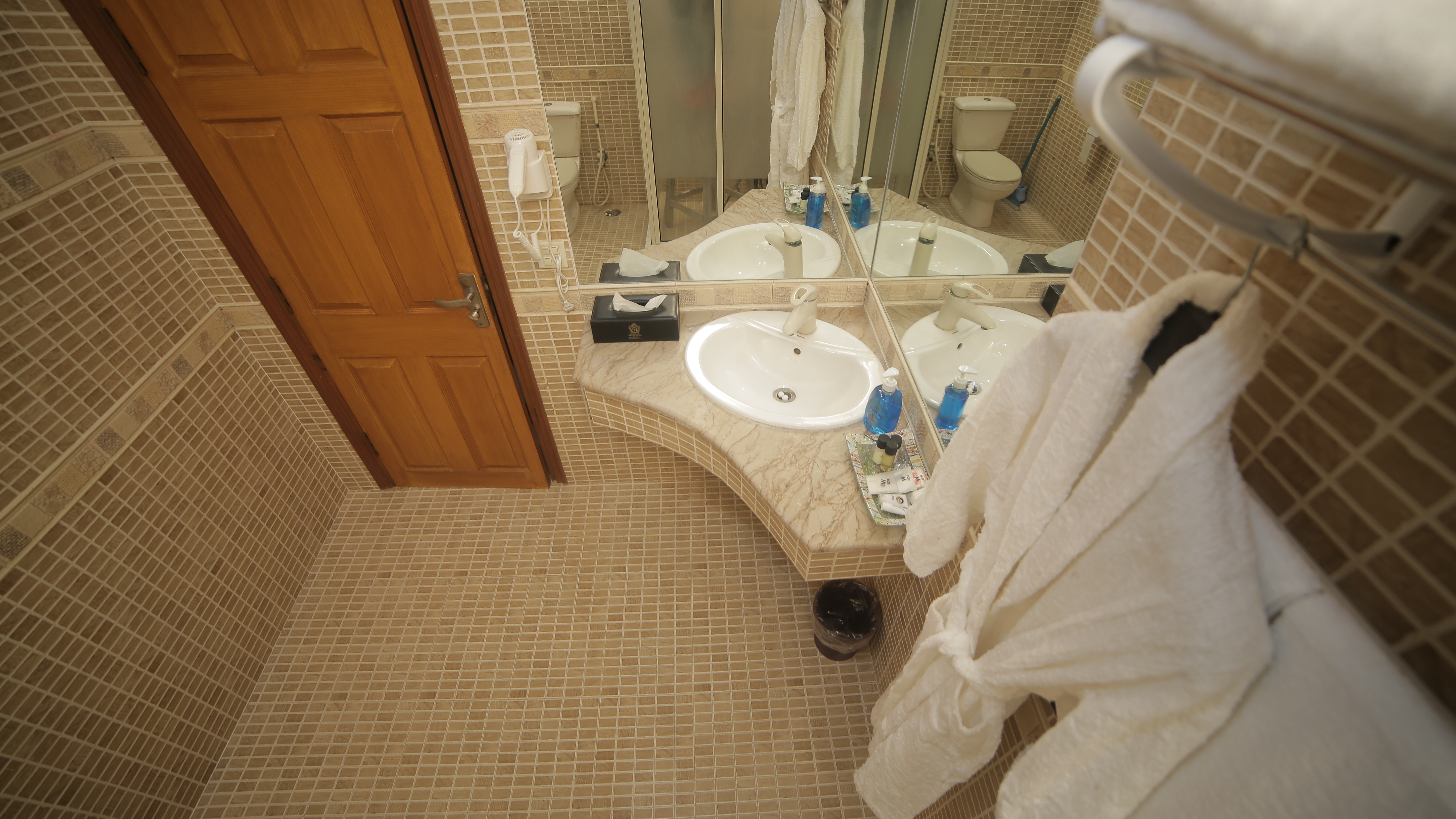 Family Suite 9