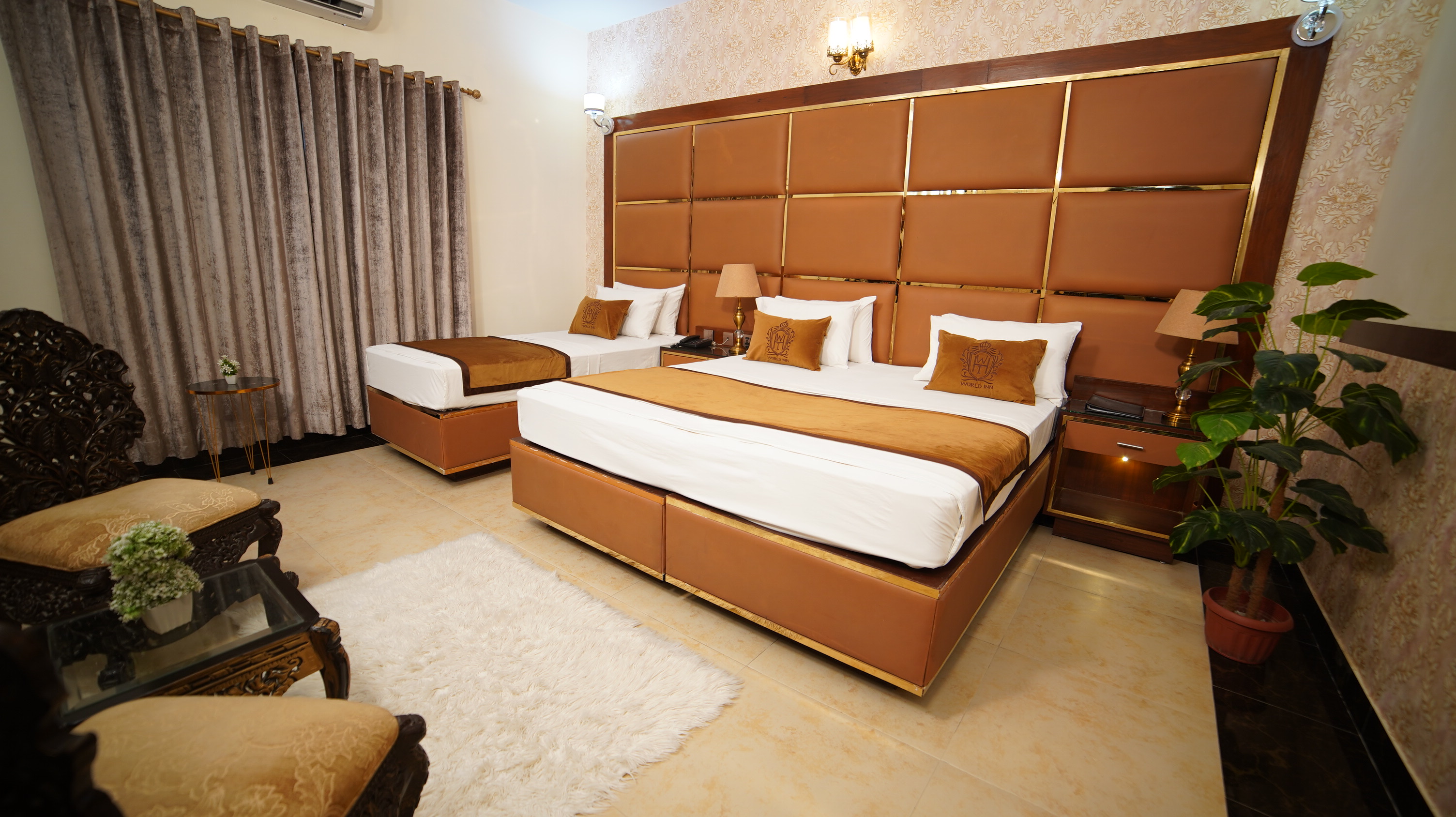 Family Suite 4