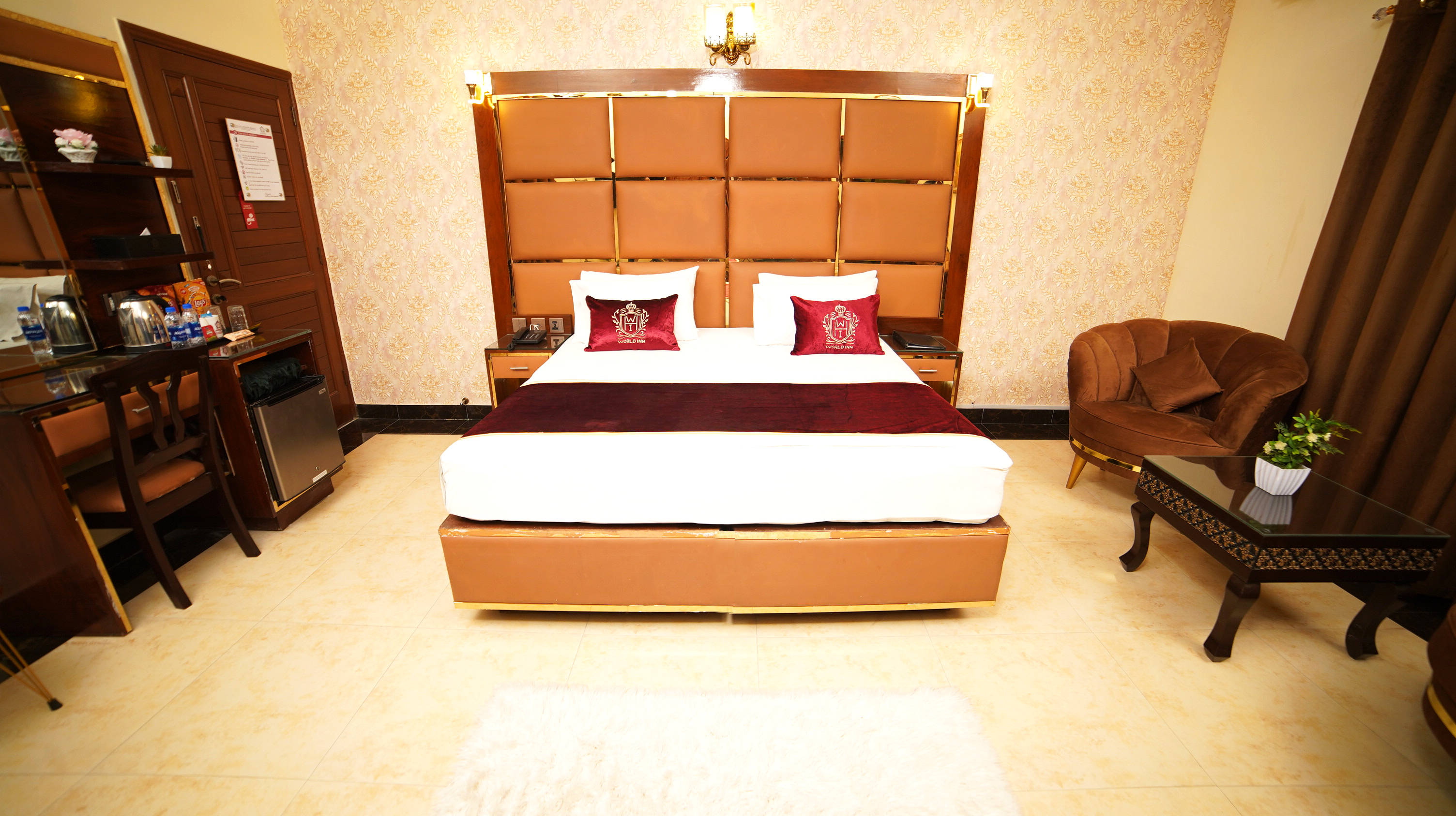 Family Suite 6