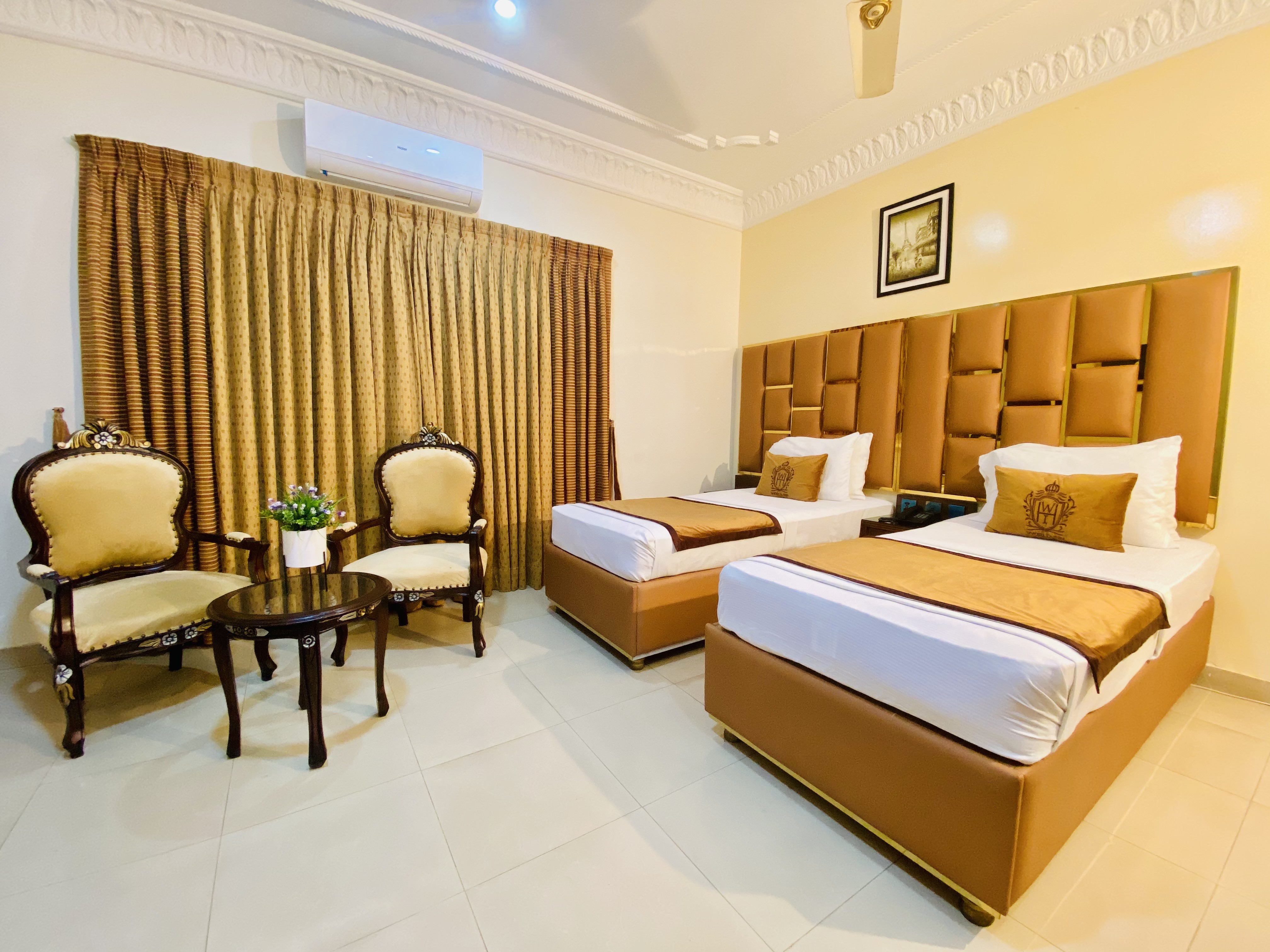 Twin Room 2