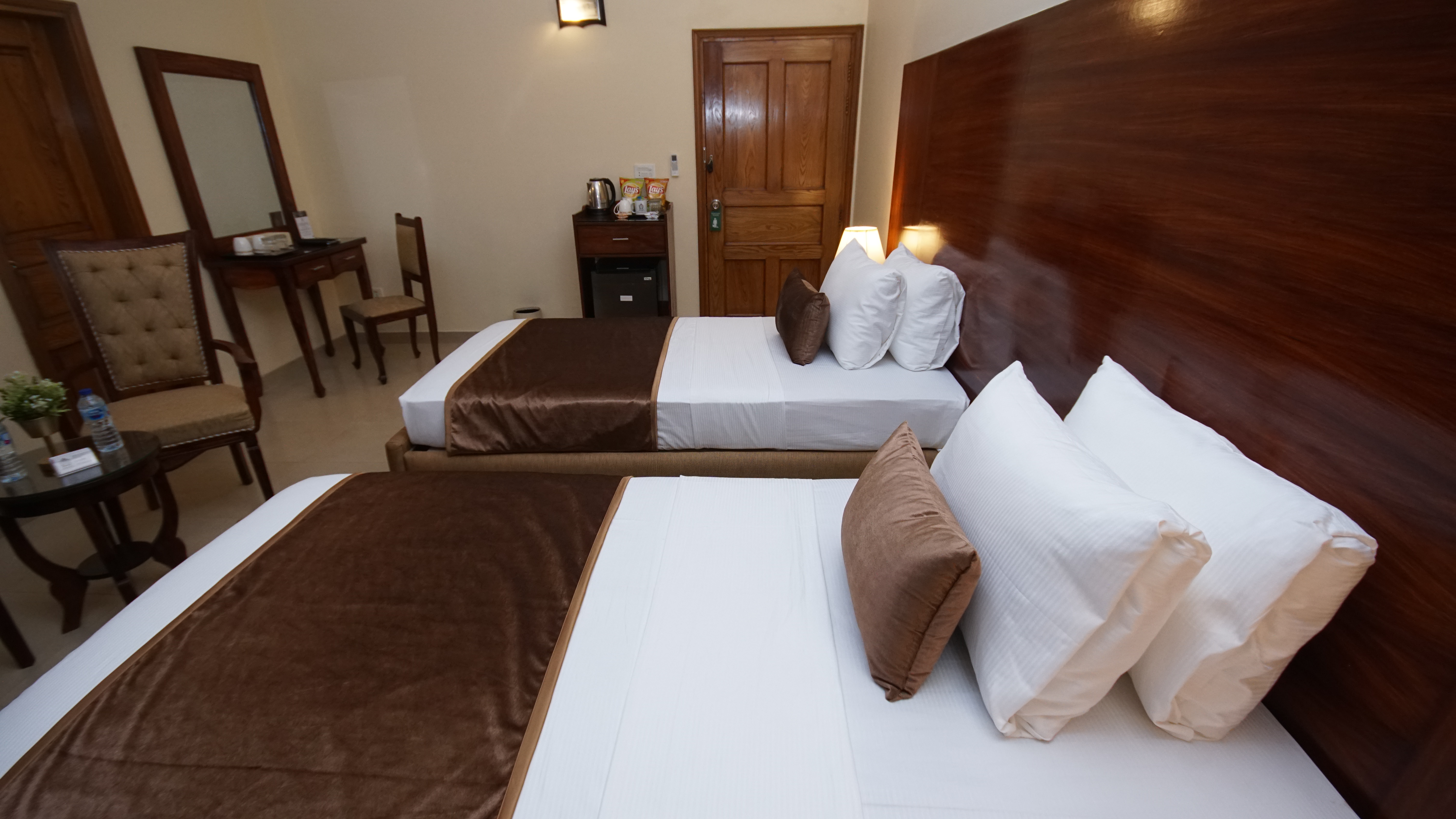 Twin Room 7
